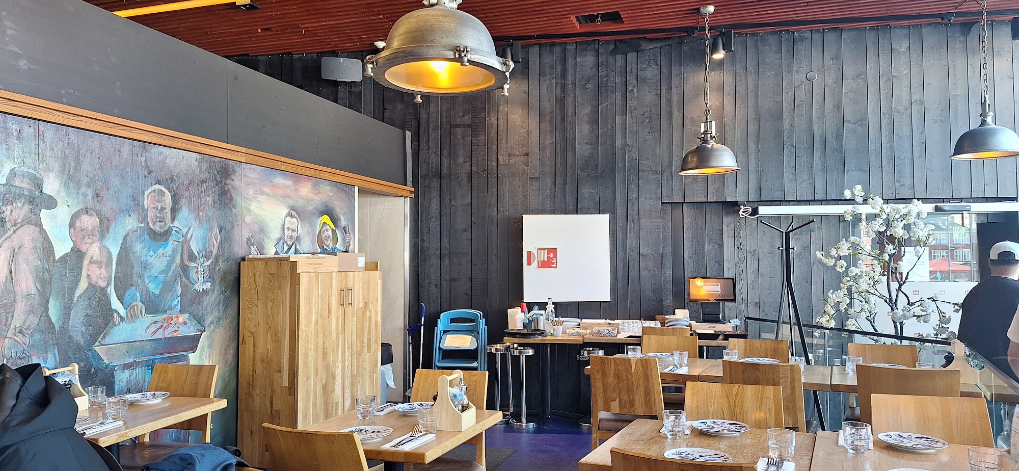 Fjellskål Seafood Restaurant