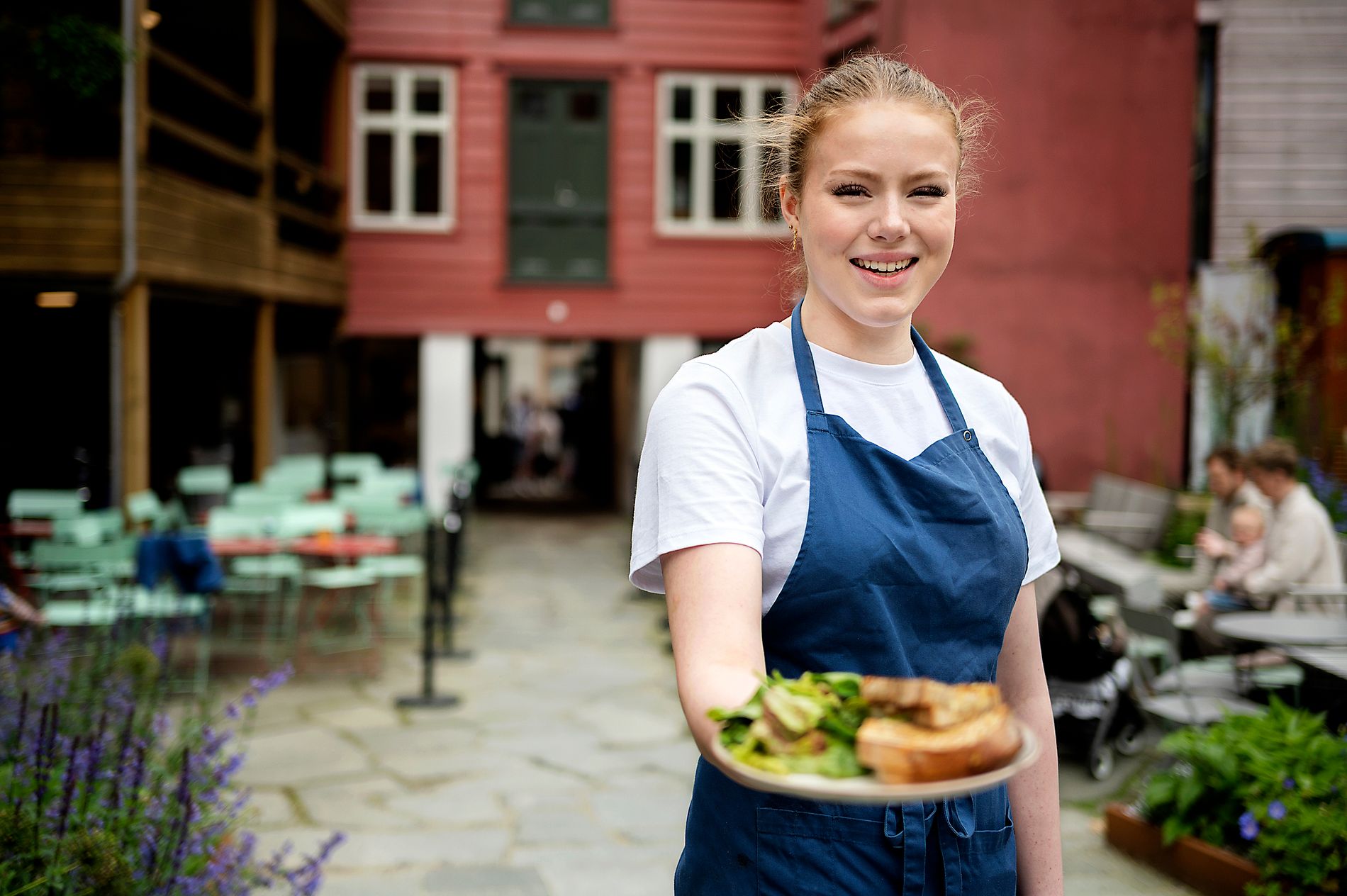 Discover Bergen's Hidden Culinary Gems in Skostredet